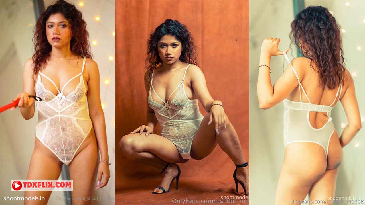 Model Yaatri Hot Sexy Shoot With Monokini